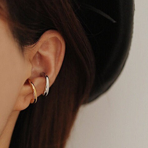 Sculptural Gold Ear Cuff for Cartilage Styling