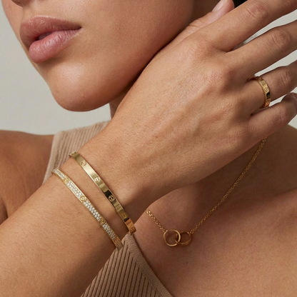 Slim Love Bracelet with Screw Hinge