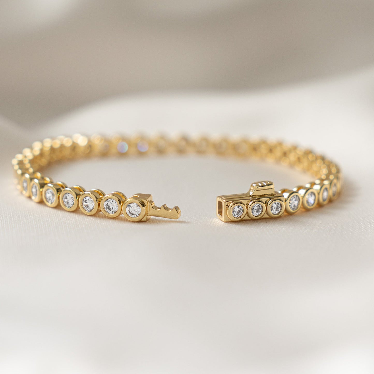 Sparkling Round Bezel CZ Tennis Bracelet